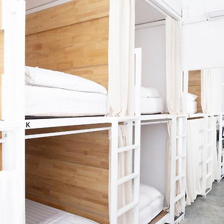 Hood Hostel Rangoon Eksteriør billede