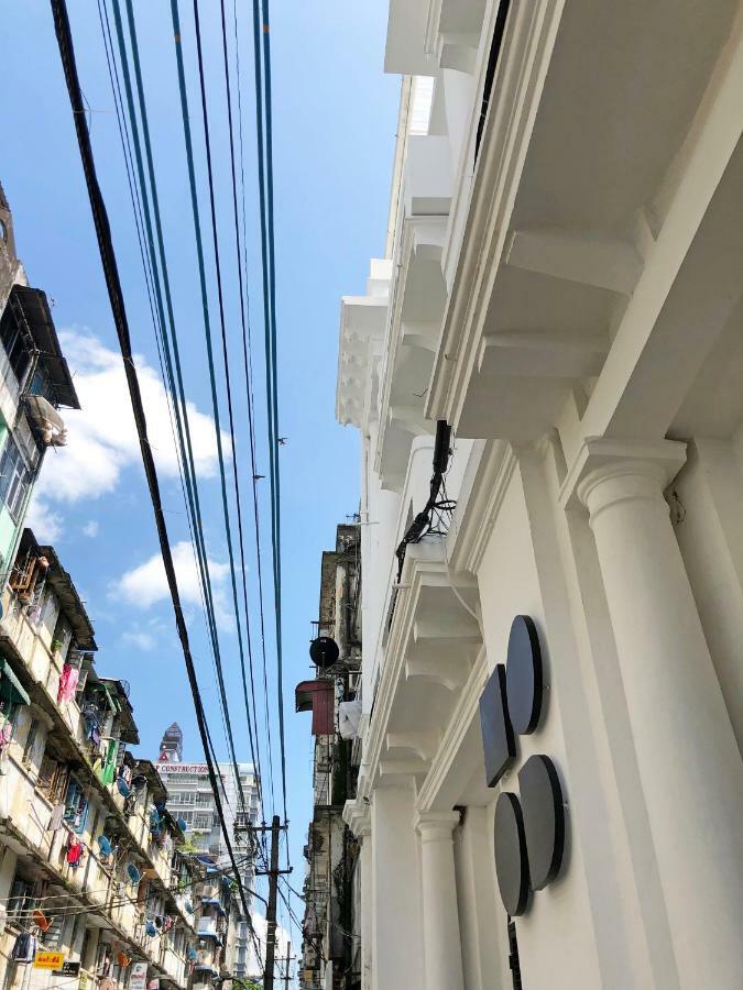 Hood Hostel Rangoon Eksteriør billede