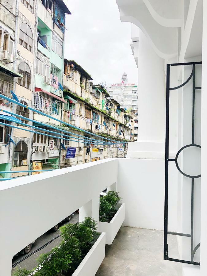 Hood Hostel Rangoon Eksteriør billede